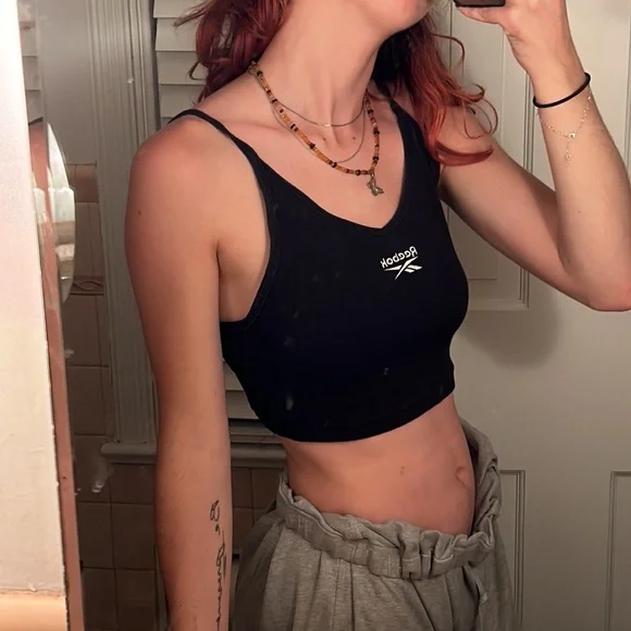 Sold - Reebok Top - Picture 1 of 7